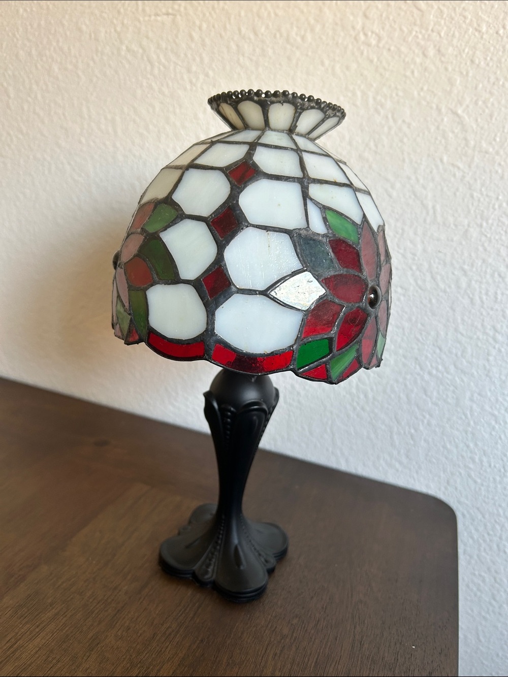 Vintage PartyLite Stained Glass Table Lamp - Red, White & Green